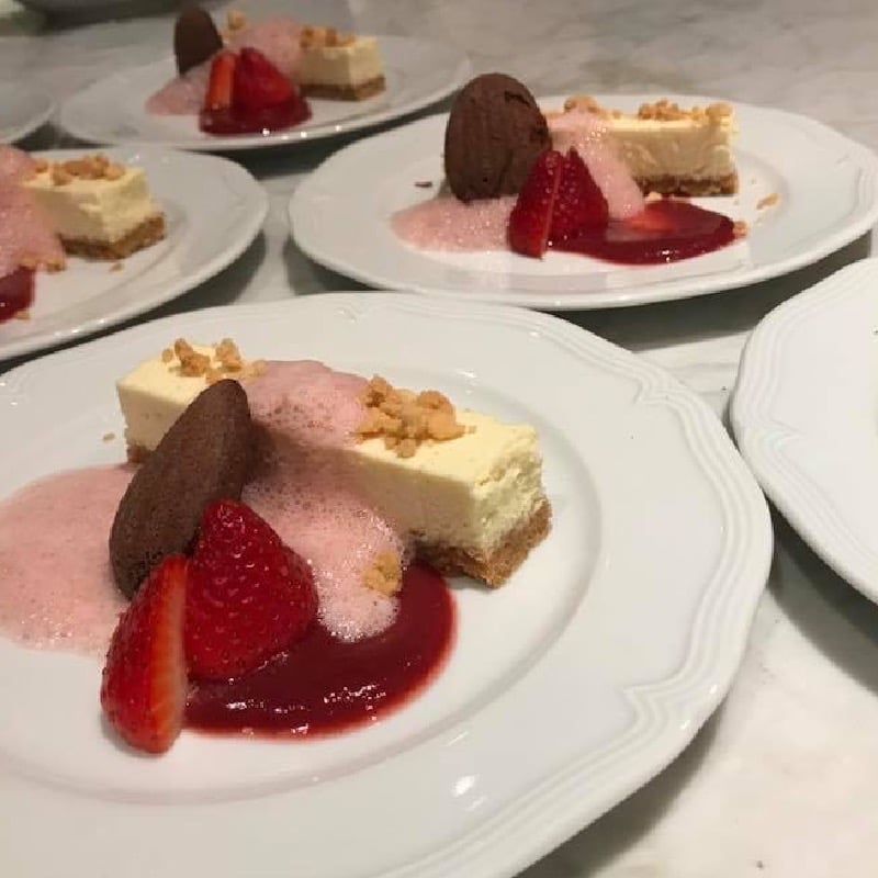 citrus cheesecake with strawberry 