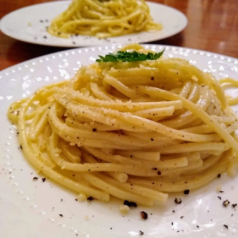 Bucatini alla cacio e pepe