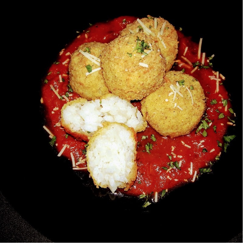 Risotto balls w marinara sauce