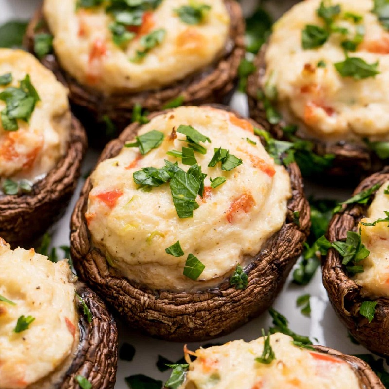 CRAB STUFFED BABY BELLAS