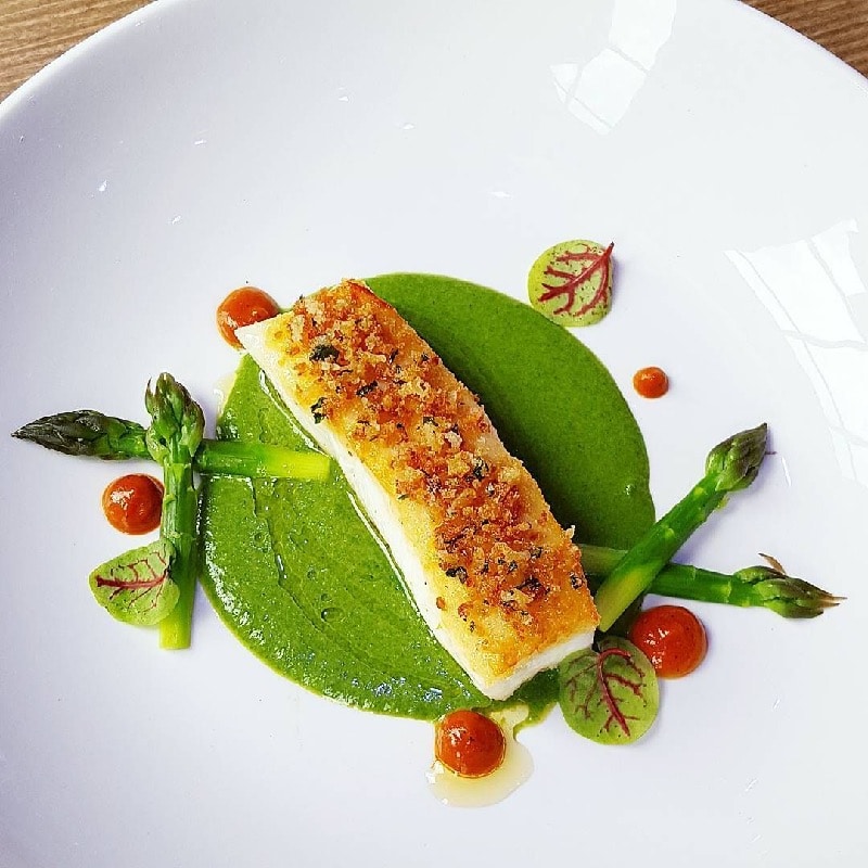 Seared halibut with asparagus puree