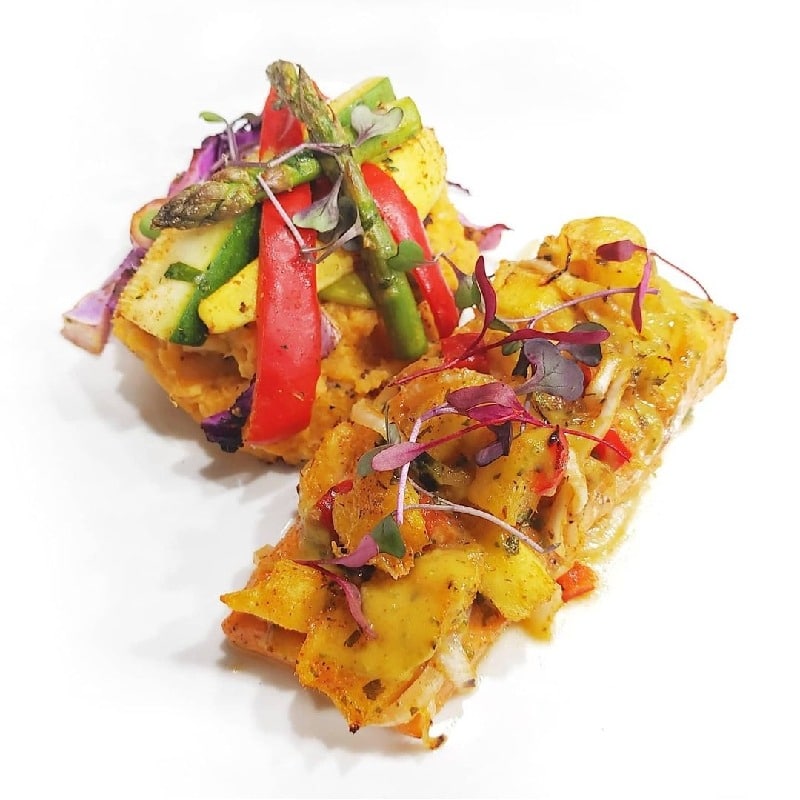 Mango Salmon with Roasted Vegetables