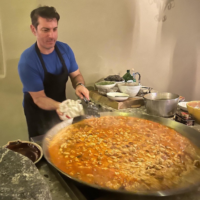 That’s me making paella 