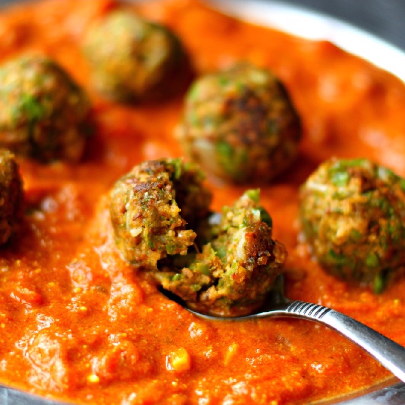 Pea and Quorn kofta curry