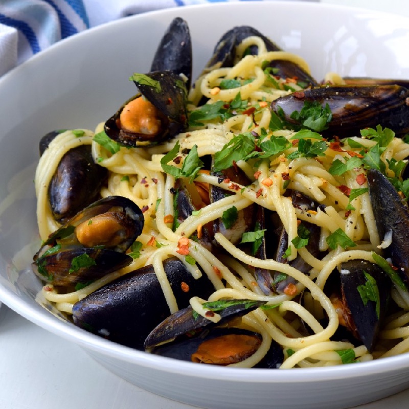 Spaghetti with mussels