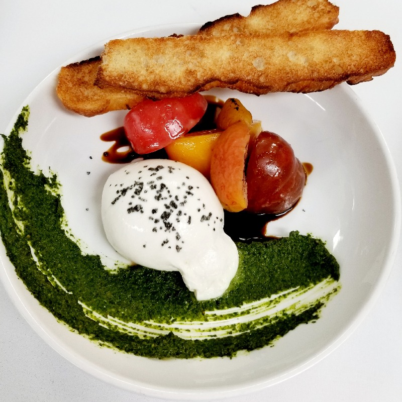 Burrata with peaches