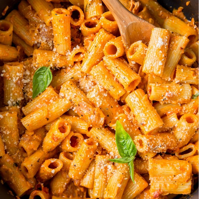 RIGATONI ALLA VODKA