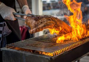 Hire a private chef for your BBQ Barbeque